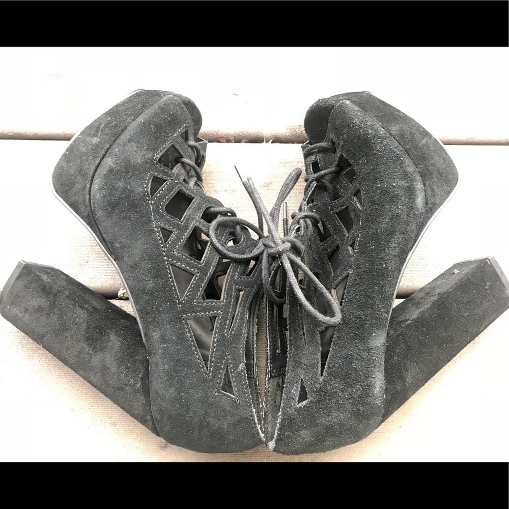 Mia Black Platform Chunky Heels
